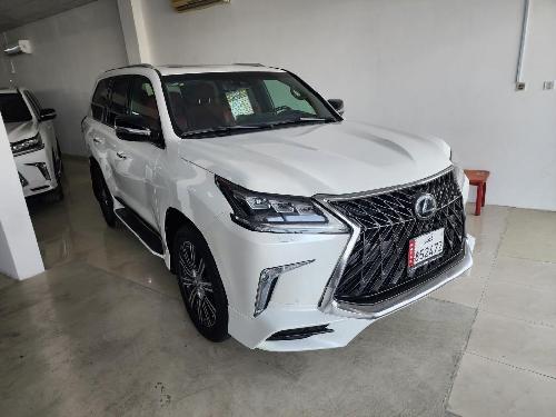 Lexus LX 570 S