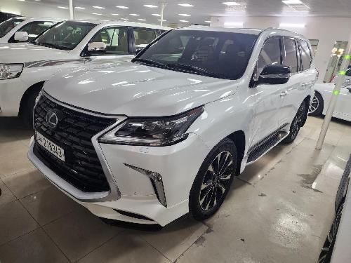 Lexus LX 570 S