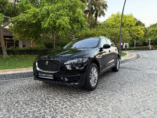 جاكوار F-PACE 