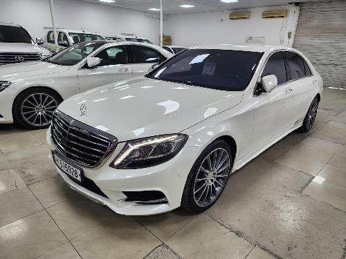 Mercedes-Benz S-Class Sedan 400