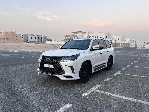 Lexus LX 570 S Black Edition